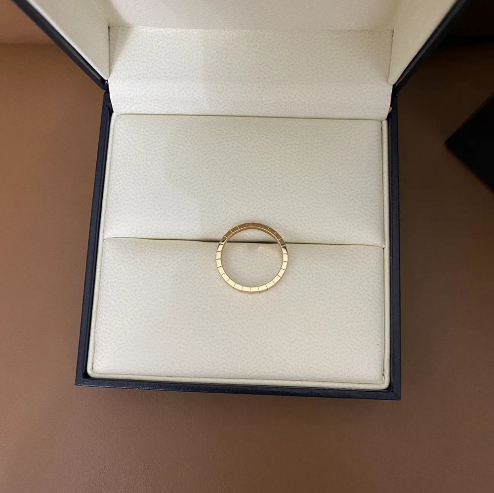 Chopard Ice Cube Diamond Rose Gold Band Ring - Picture 3 of 5